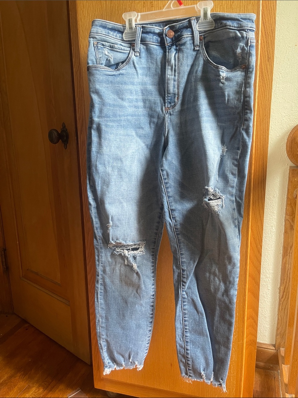 Abercrombie & Fitch Light Blue Skinny Ripped Jeans